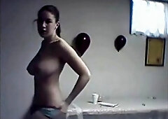 Canadian Webcam Girl Shows Off Her Big Bouncing Boobs