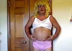 I'm a Sissy Masturbator