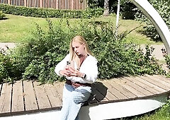 I was messaging a cutie on a dating app for a during the time that and then invited her for a walk in the park. We met and went for a walk, talked a l