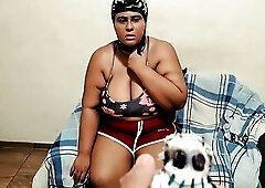 Voodoo - Thief tries to break into abode and gets a lesson from also much squirting