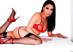 Glam Latina Vicki's Gaping Buttfuck