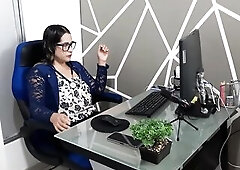 Entrance exam doctor JENNIFER examines her employee FULL STORY