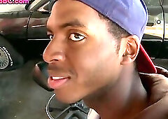 Black bottom fucked by handsome tattooed IR white stud