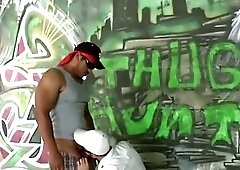 Hungry white gay gives bj