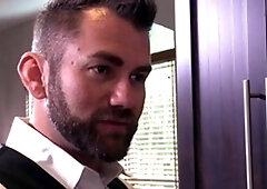 Men Over 30: A Flip Flopping Love Affair