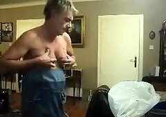 Watch as a hot amateur with a big ass gets a homemade surprise on webcam