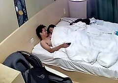 9月最佳 新流出安防酒店高清偷拍 絕美校園女神趕在零點前和男友盡情釋放