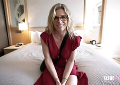 Fake-boobed mommy Cory Chase penetrated in the missionary pose