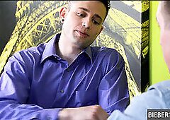 The boss gets it on with the boss in the office