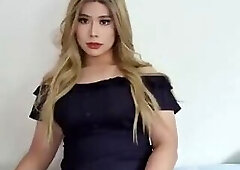 Thick asian cums on leg