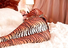 spandex servitude clip - hawt erotic porn movie for free - teasing