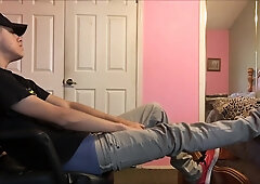 Ultra-Kinky in the Guest Room - SexySaggerYo