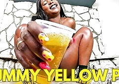 Tasty Yellow Pee with Queen Ava Racks