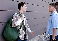 Runaway nubile caught trespassing. Home proprietor is bartering for intercourse for a super-hot bathroom.