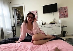 Brunette Solo Webcam Masturbation