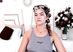 University bitch with pony tails shows shows us her perfect boobs.