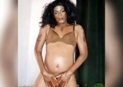 Trans cutie showing off her body and curved pick