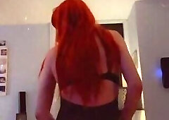 Sissy Sanne plays for her Daddy