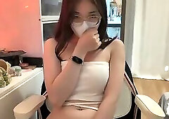 cute asian cam play 1