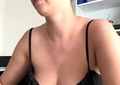 Hii_Lolla - Live Webcam Show 2026-05-04