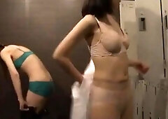 Amateur Masturbates In Front Of Hidden Cam