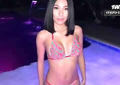 Having pleasure with my neighbour in the pool! Liz Méndez