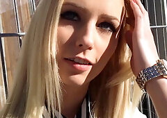 Close-up anal quickie