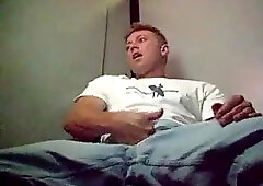 Redhead guy solo wanking