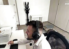 Blond Lascivious Wife Gets Screwed During Spouse's Smart Working Call and Gets Creampie