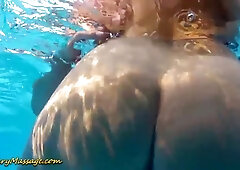 Watch cutesy queen's video