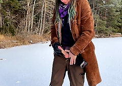 Fapping off on a frozen lake - 4k 30fps