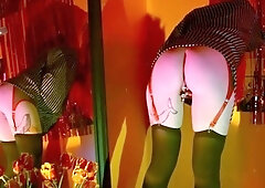 Daddy left his Girl alone