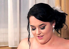 Soaking wet babe strips down and rubs her giant naturals