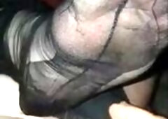 jag runkar och kommer .... min fru sover.