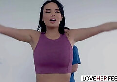 Large Breasts Anissa Kate Screws Her Yoga Instructor Whilst On Session