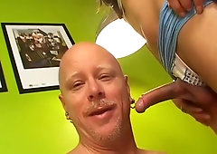 Longhaired tranny chick sucks and fucks