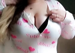 Big boobed Memphis masturbates in a bodystocking