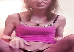 Greetings everybody, here is a recent solo episode of me. I talk about my dreams, my small little clitoris, and how much I love large dongs. Then I ba