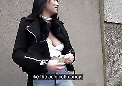 This babe likes getting her boobs out and who can blame her - Public Agent