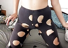 The amateur housekeeper gives the vacuum cleaner bare. The brunette hair reaches climax alone with groans. Hot brunette hair stripped in the kitchen. 