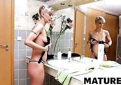 MATURE4K. Older woman makes it with marvelous shy guy in the courtyard