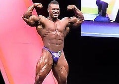 Steve Kuclo Sexy Posing @2015 Arnold Classic