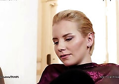 Veronica - Italian Amateur Footjob