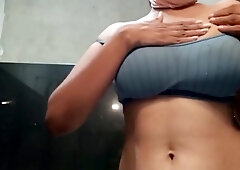 Sri Lankan Viralvideo Nice Tits Horny Girl Solo Masturbation With Jucy Pussy