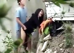 04276,A woman who screams in agony