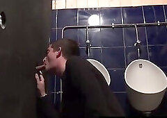 Horny Fabrizzio drops for Lucs urinal cock and begs for some anal