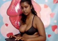 Indian Amateurs Sneak Peek on Webcam