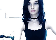 Cute camgirl with something extra