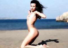 The astounding elasticity of Lila's body is encouraging u to fantasy about playing with her.