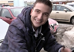 Muscled Czech cutie butt-blasted in a parked car